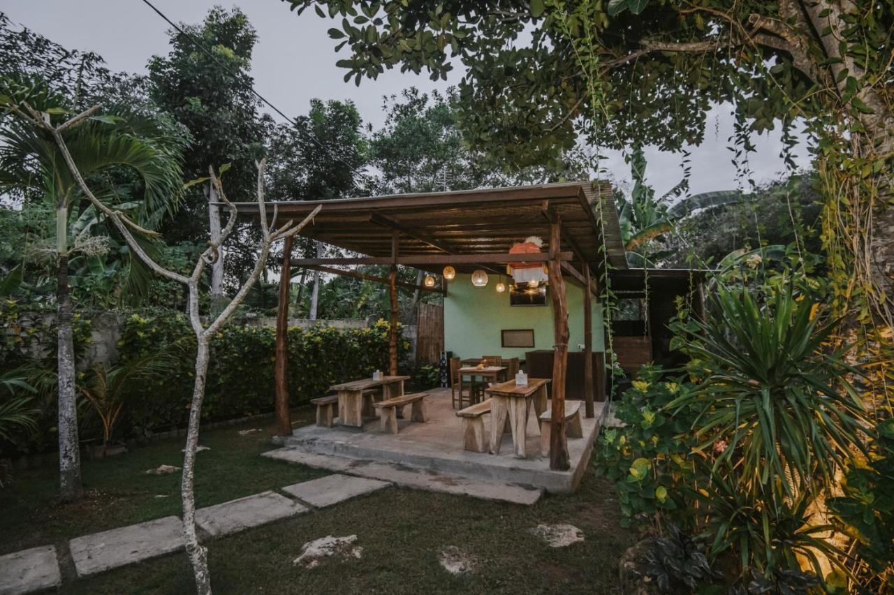 Nerima Hut Lembongan Appartement Nusa Lembongan Buitenkant foto